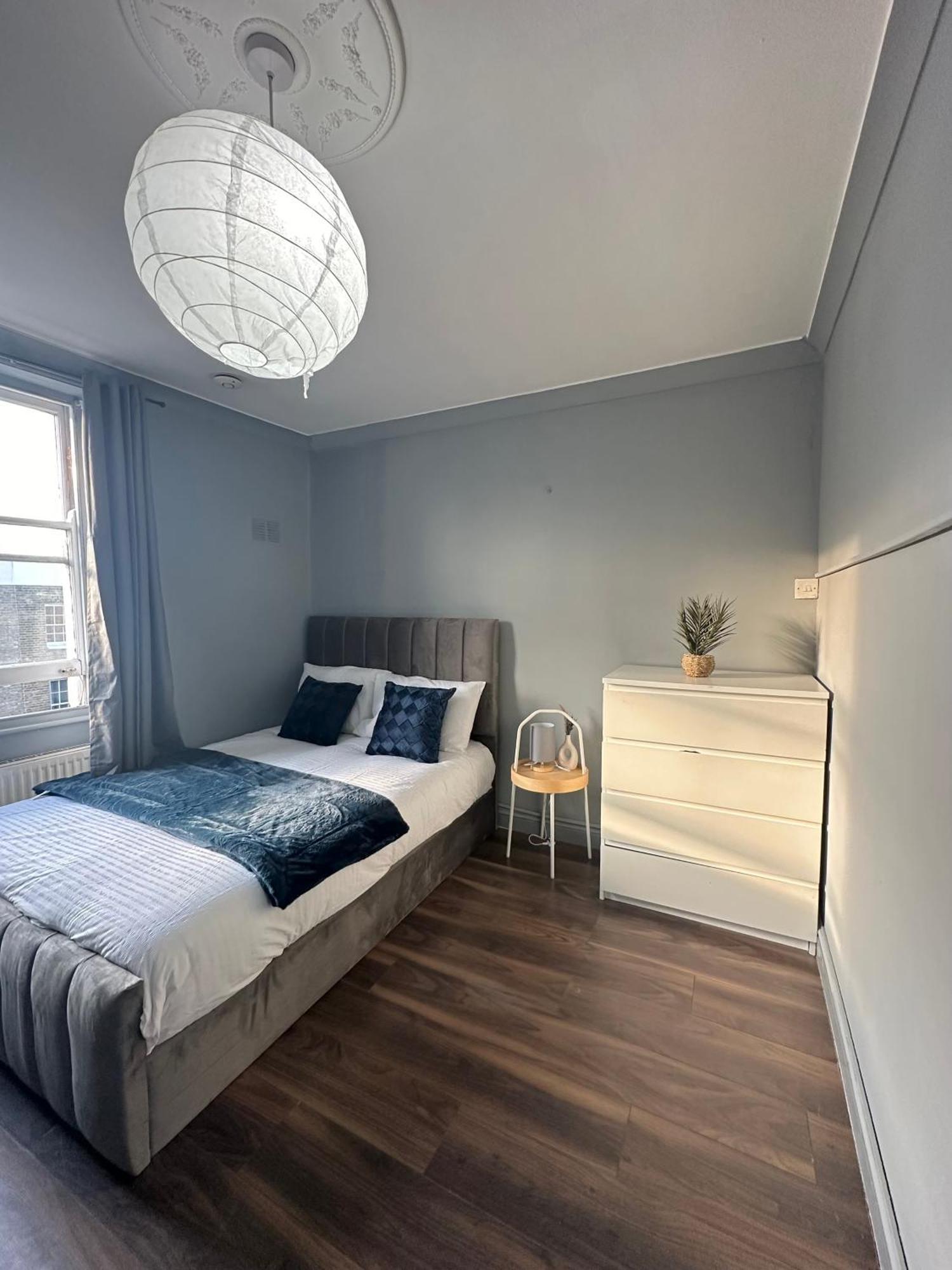 Luxury Room In A 4 Bedroom Flat! 4 Minutes Walk To Kingscross, St Pancras Londra Exterior foto